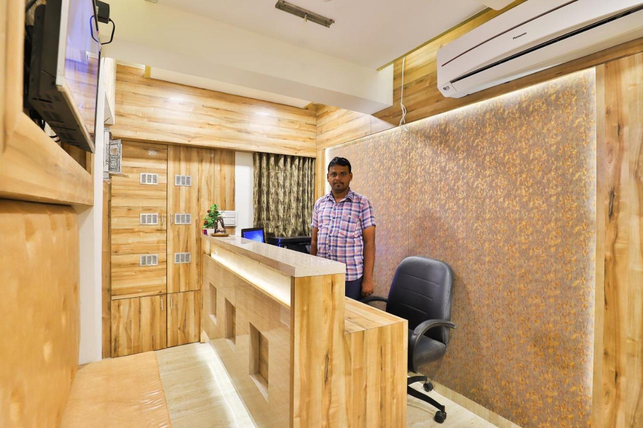 Oyo 24950 Hotel Shree Balaji Residency Ahmedabad Eksteriør billede