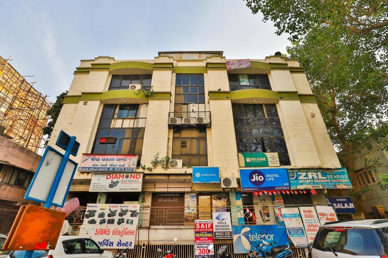 Oyo 24950 Hotel Shree Balaji Residency Ahmedabad Eksteriør billede